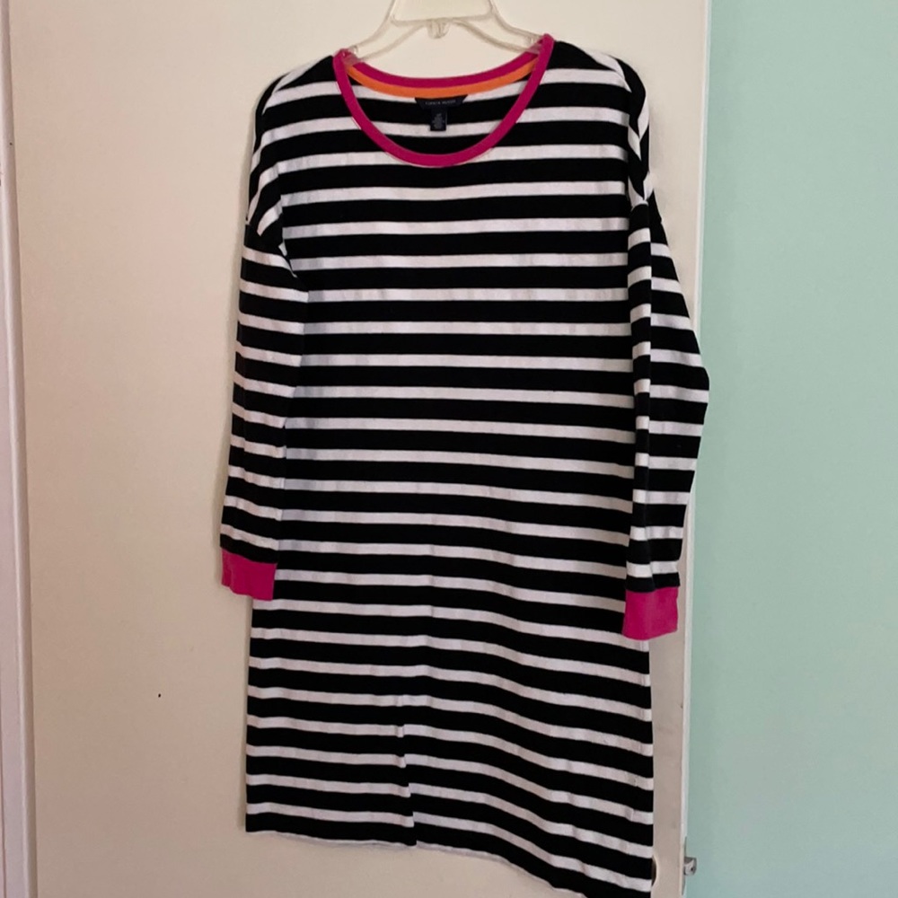 TH black and white stripe with pink trimmed on sleeves and around the neck